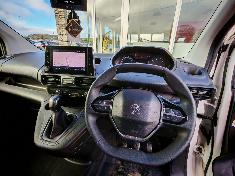 2021 Peugeot Partner 2 SEAT PRO PLUS 1.5 HDI 100 LON