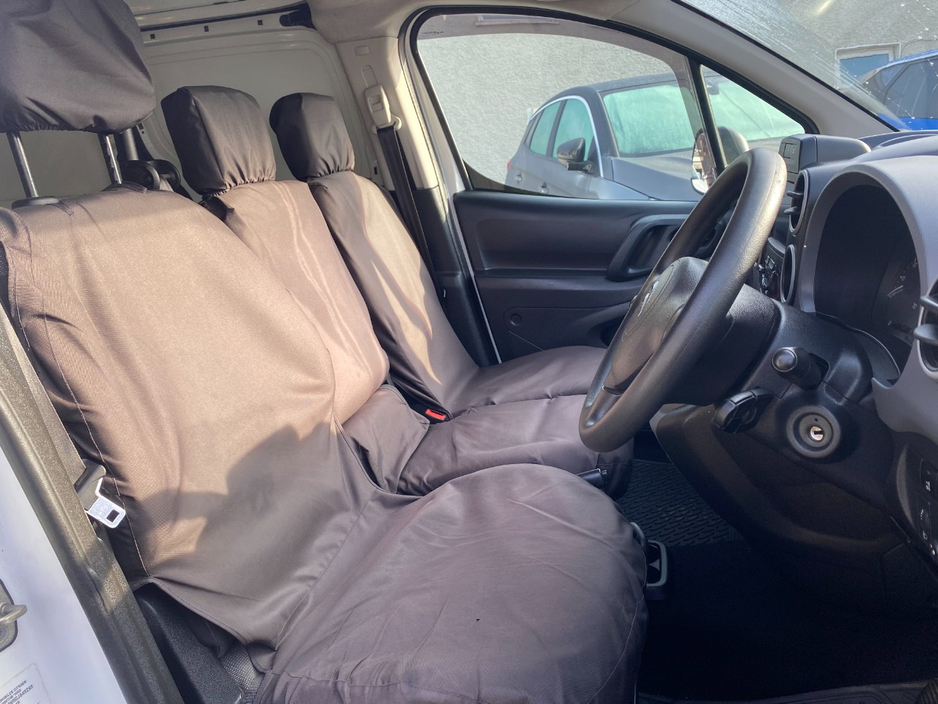 2017 Citroen Berlingo - image 13