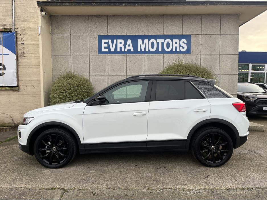 2022 Volkswagen T-Roc STLYE BLACK PACK AUTOMATIC 1.5 PETROL //LOW MILES//HIGH SPEC//KEYLESS ENTRY//ADAPTIVE CRUISE CONTROL//REVERSE CAMERA// €29,950