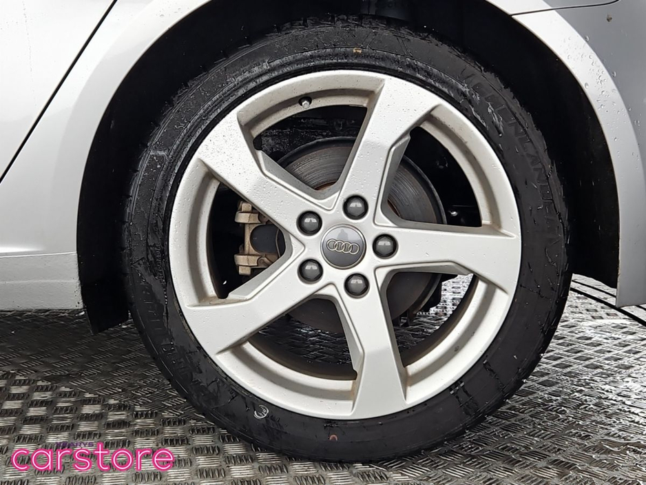 2020 Audi A3 1.4 TFSI Auto €23,880