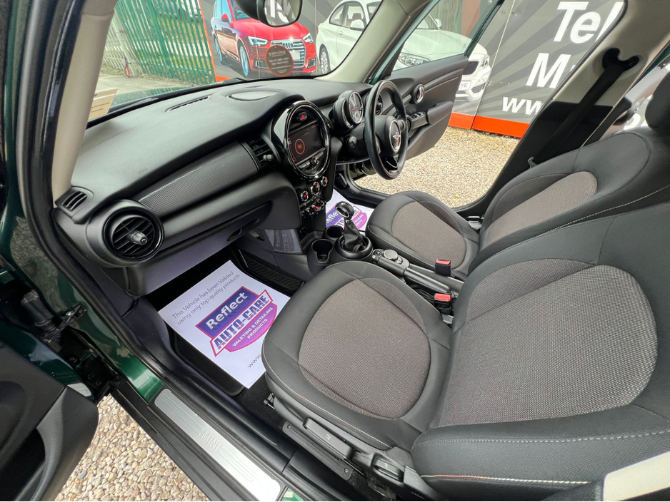 2017 MINI Cooper - image 10