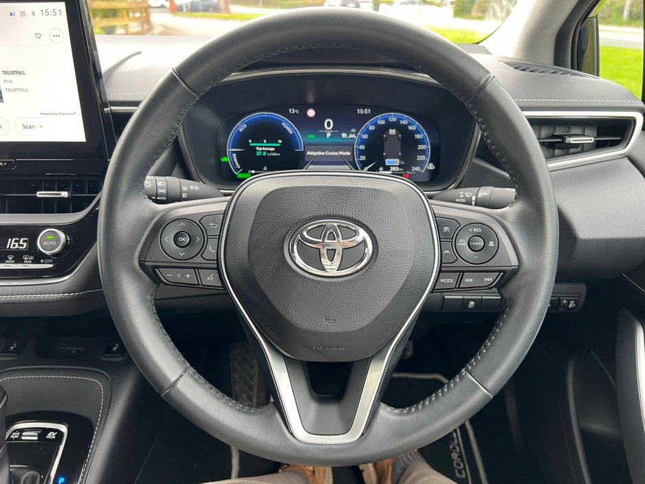 2023 Toyota Corolla - image 12