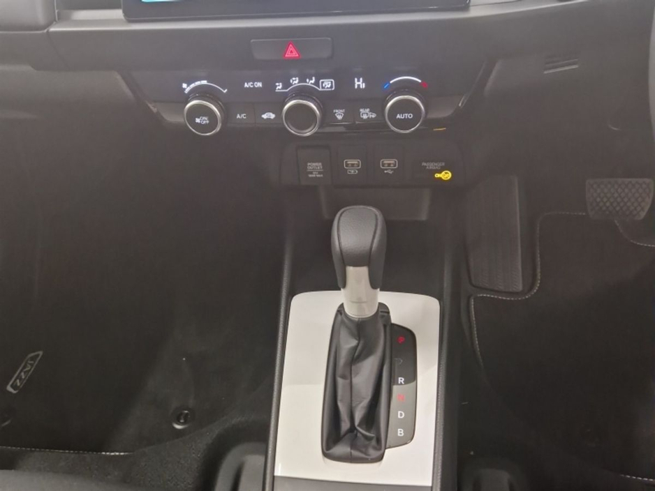 2025 Honda Jazz - image 17