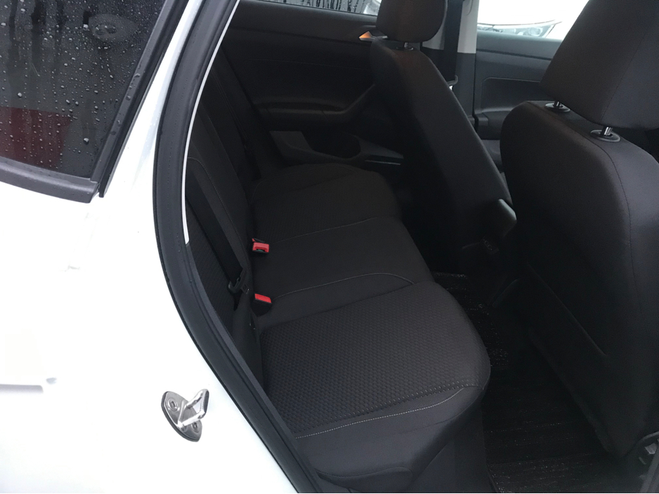 2020 Volkswagen Polo - image 17