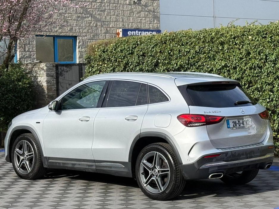 2021 Mercedes-Benz GLA Class - image 5