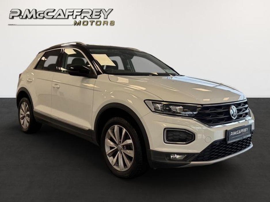 2020 Volkswagen T-Roc - image 3