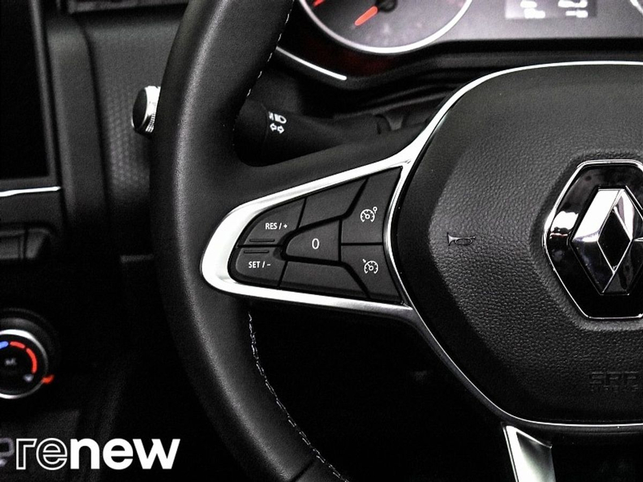 2022 Renault Clio - image 19