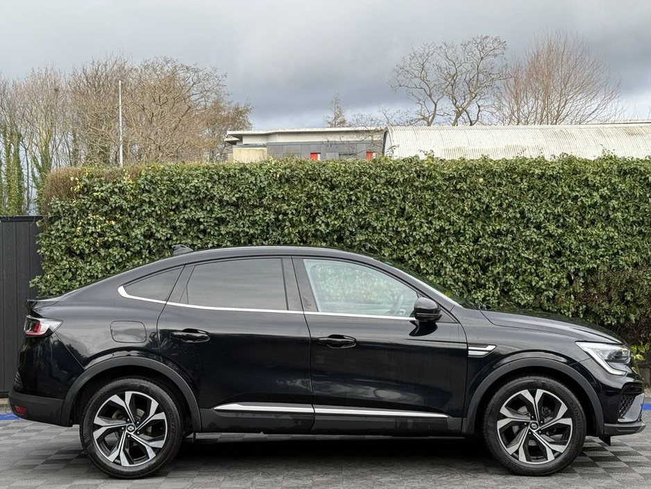 2024 Renault Arkana TECHNO 1.4 AUTO // APPLE CARPLAY/ANDROID AUTO // BLIND SPOT MONITOR // DIGITAL CLUSTER €23,950