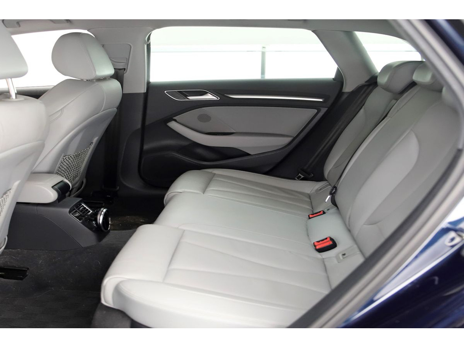 2018 Audi A3 1.4 TFSI S-TRONIC SPORTBACK *FULL GREY LEATHER* €19,890