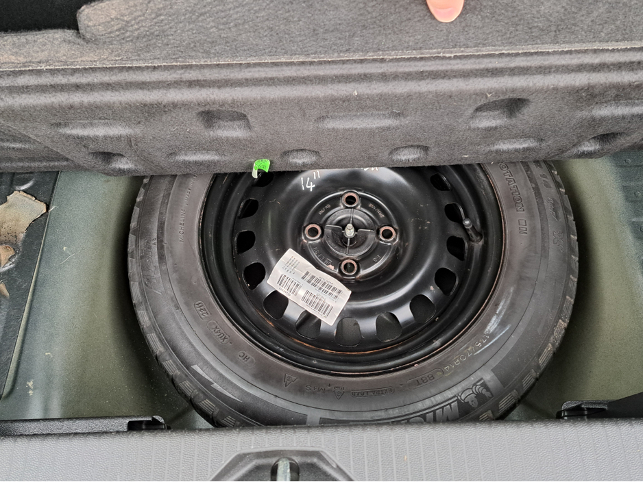 2017 Opel Corsa 1.4 SRI VX-LINE 90BHP **7" TOUCH SCREEN** €8,950