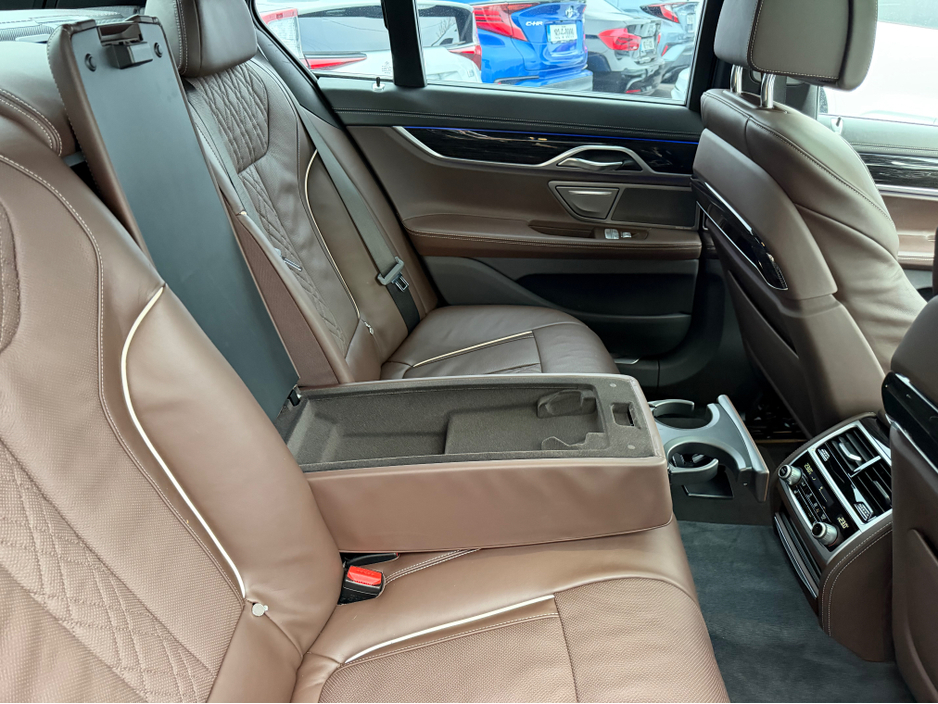 2017 BMW 7 Series M Sport - Top Spec - Fully Loaded €28,900