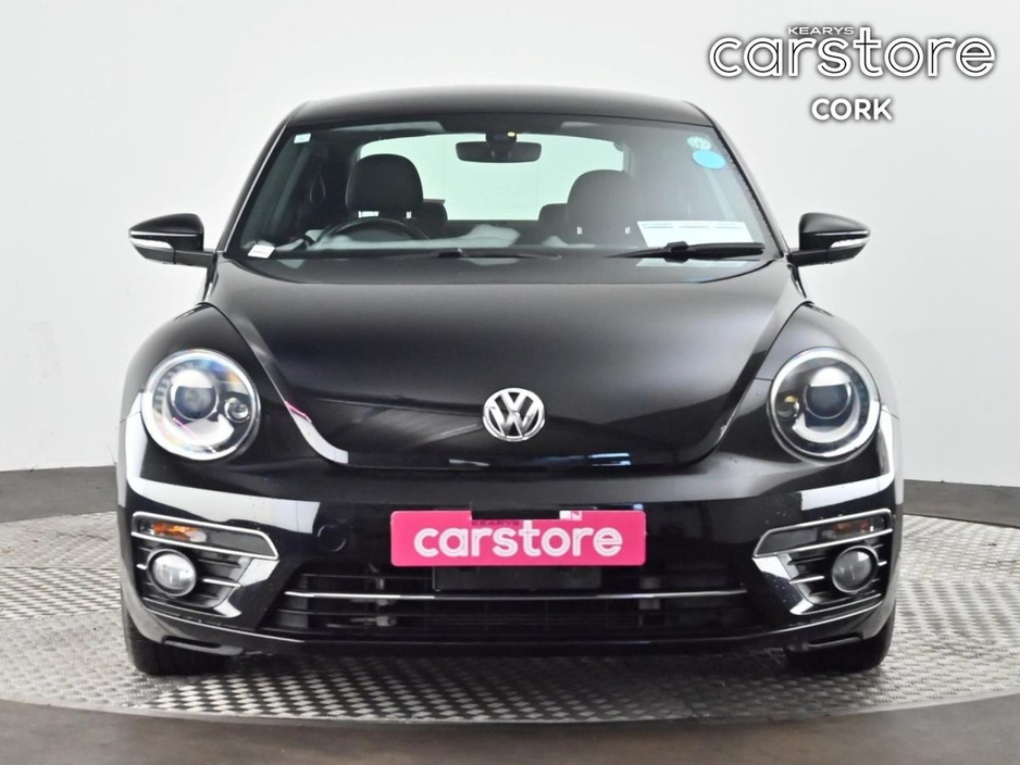 2017 Volkswagen Beetle - image 8