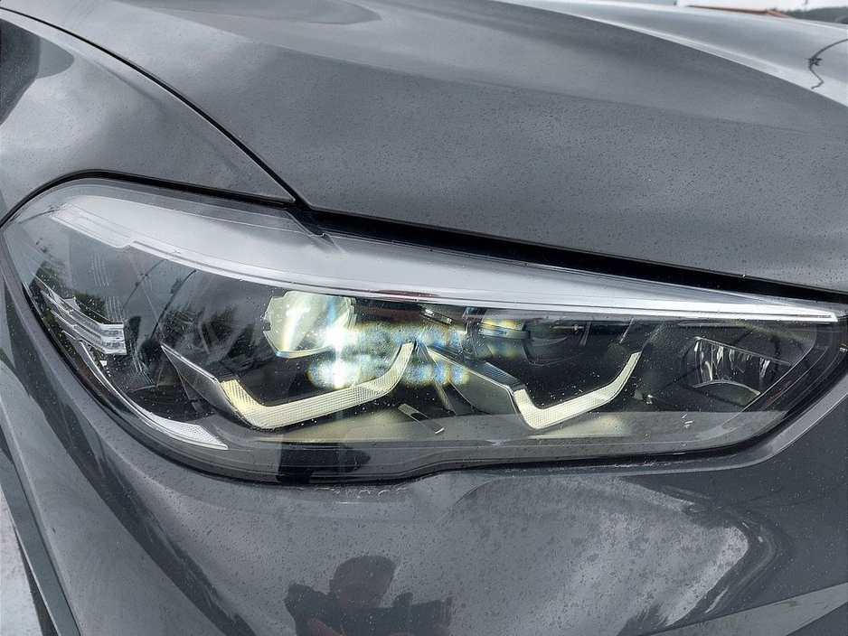 2022 BMW X5 xDrive45e xLine M Sport €64,995