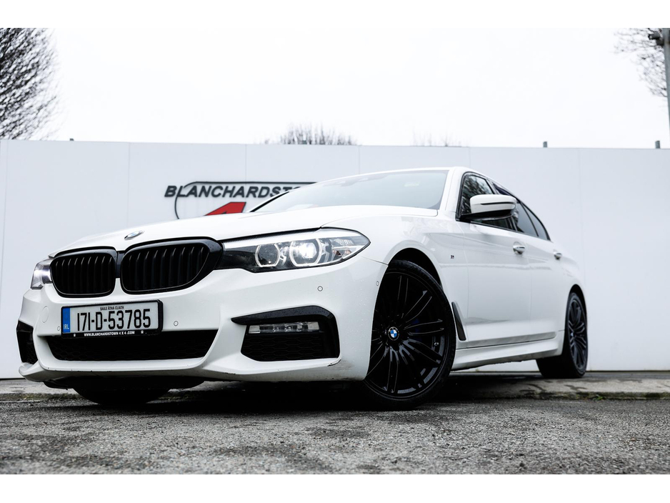 2017 BMW 5 Series - image 18