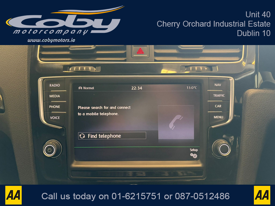 2014 Volkswagen Golf - image 24