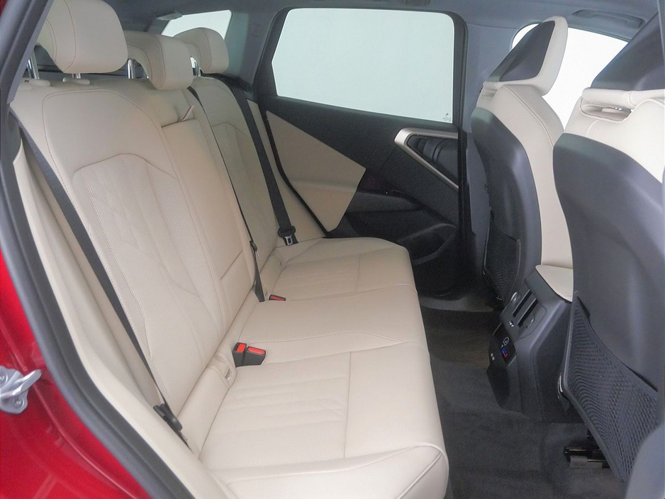 2025 BMW X3 20 xDrive xLine €77,500