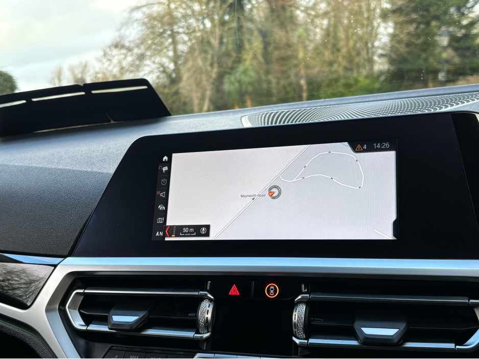 2020 BMW 3 Series 318D SE 4DR AUTO *M-SPORT ALLOYS*HEATED LEATHER*FULL SERVICE HISTORY* €18,950