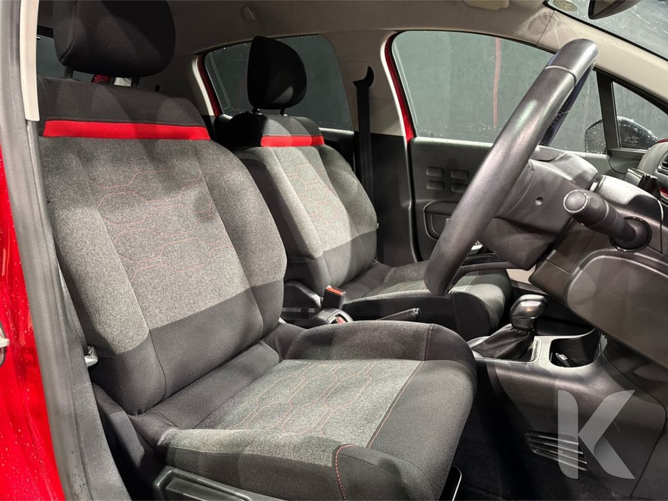 2019 Citroen C3 1.2 AUTOMATIC - RED/BLACK TWO TONE - FACTORY ALLOYS - REVERSE CAMERA - MULTI FUNCTION STEERING WHEEL - CRUISE CONTROL €12,950