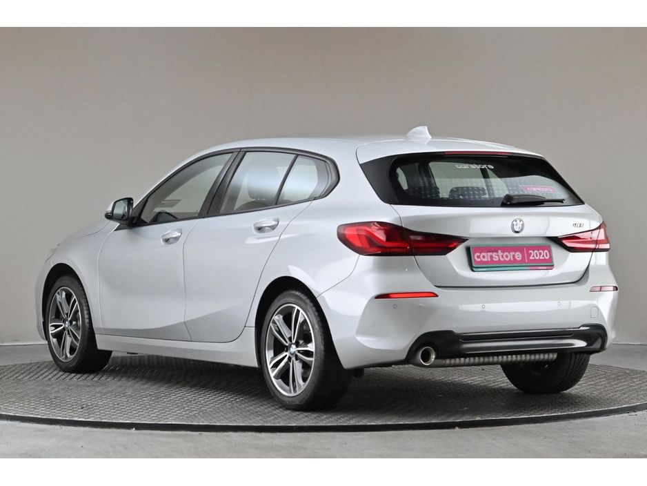 2020 BMW 1 Series - image 7