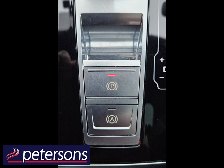 2025 Audi Q8 490PS QUATTRO S-LINE AUTOMATIC - PANORAMIC ROOF €104,950