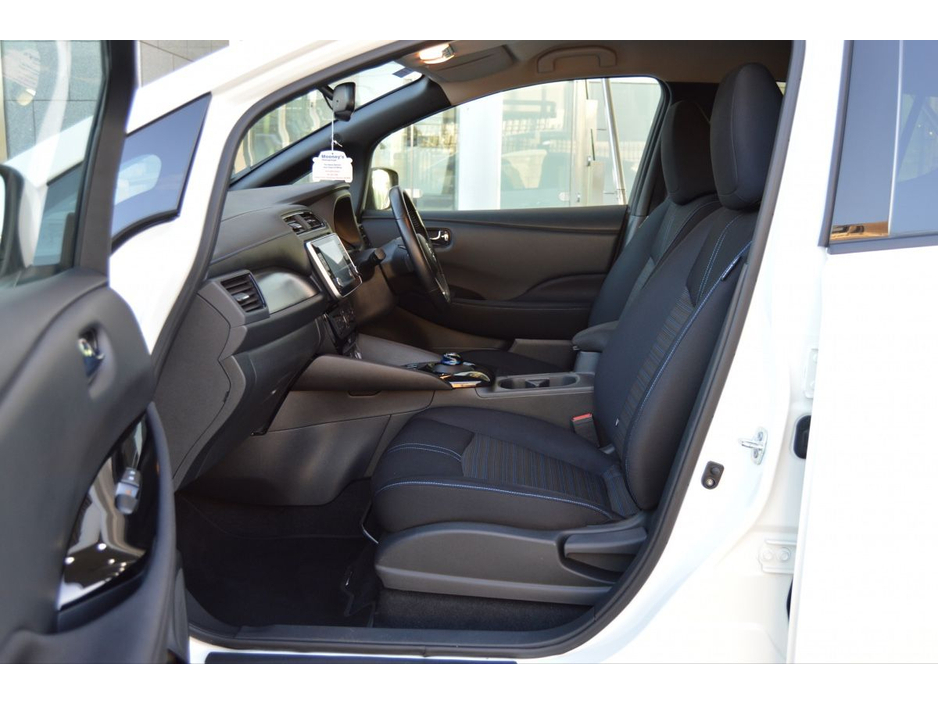 2019 Nissan Leaf Leaf SV Premium 40 kWh €13,699