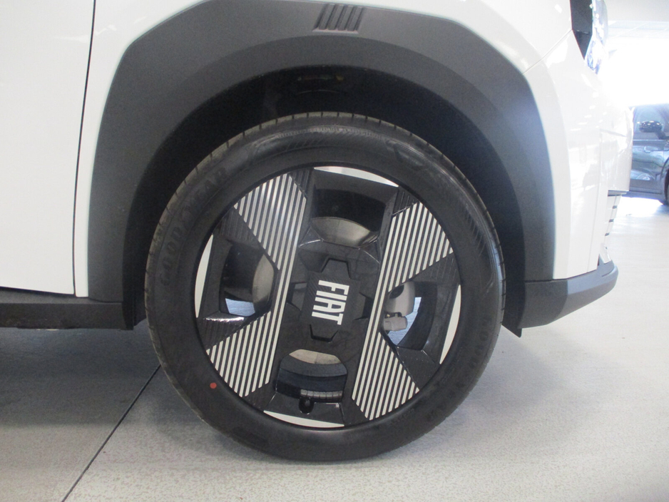 2026 Fiat Grande Panda - image 30