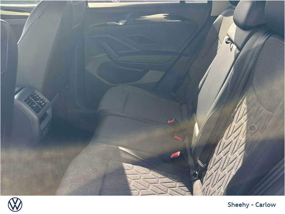 2026 Volkswagen Tiguan - image 7