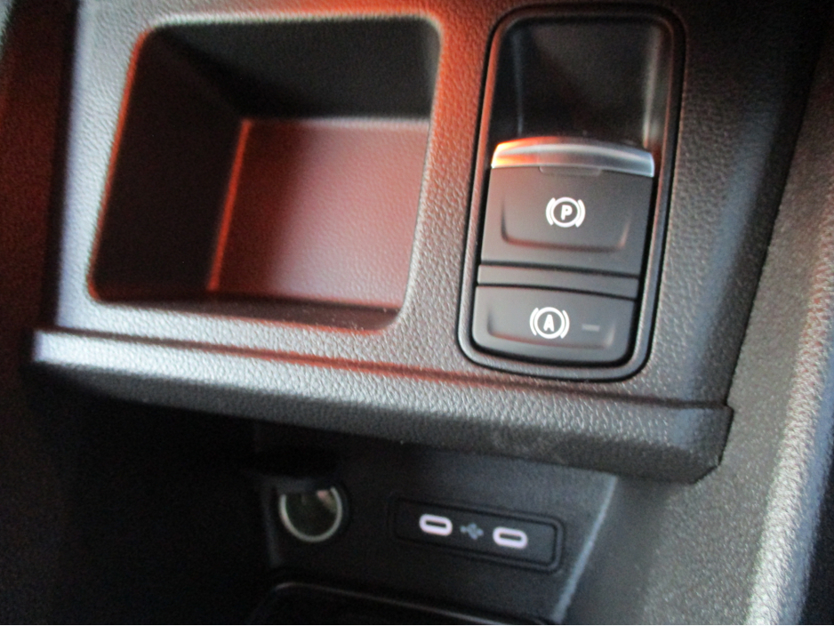 2026 Nissan Micra - image 26