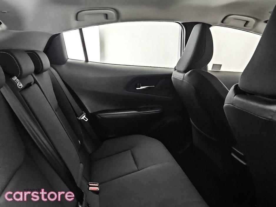 2023 Toyota Prius - image 17