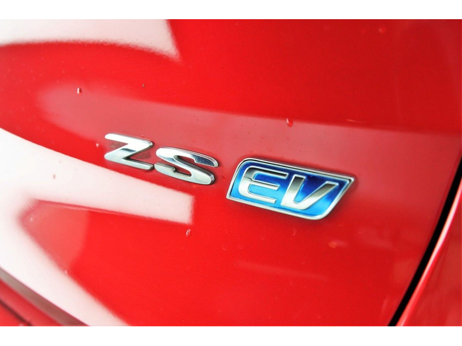 2021 MG ZS - image 31