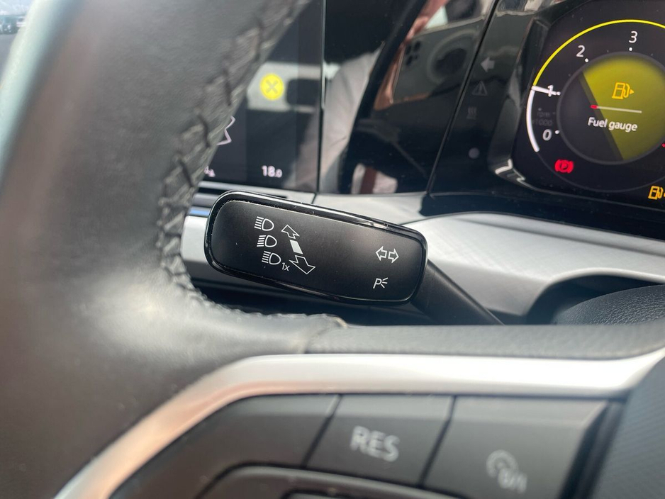 2024 Volkswagen Golf 2.0 TDI 115HP Life €27,475