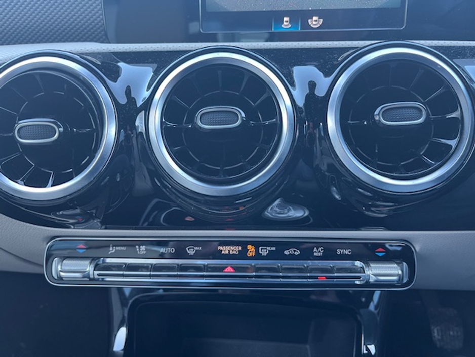 2020 Mercedes-Benz CLA Class 180 COUPE 4DR - 70,000 KM NEW NCT 2028 €25,950