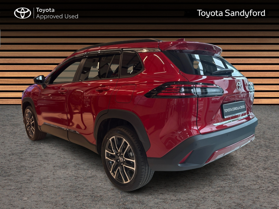 2026 Toyota Corolla Cross - image 4