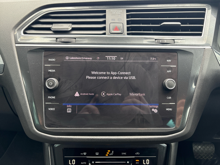 2021 Volkswagen Tiguan - image 21