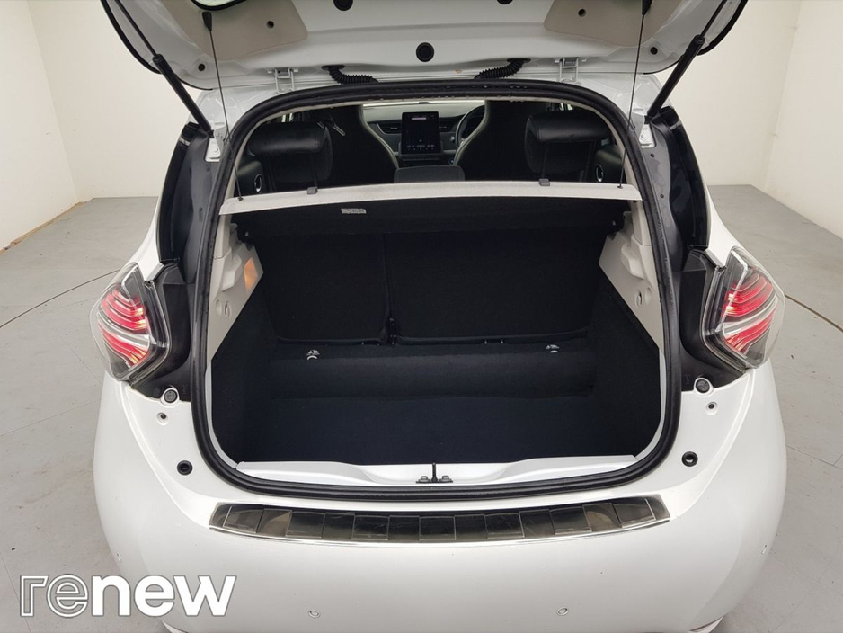 2022 Renault Zoe R135 Z.E 50 GT Line CCS Rapid charge €16,995