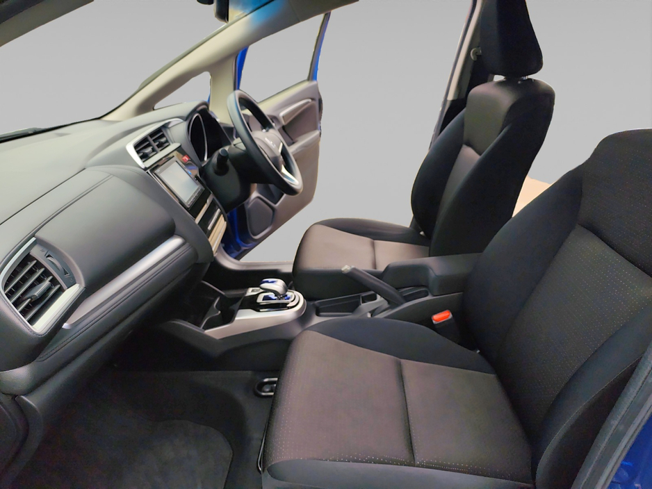 2017 Honda Fit - image 14