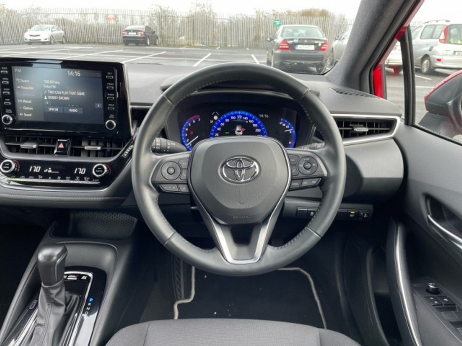 2023 Toyota Corolla Hatchback 5dr Hybrid - Luna Edition - SPECIAL OFFER UNIT - 1.8 Automatic - 1 Owner // Remote Central Locking // Front Electric Windows // Rear Electric Windows // Electric Mirrors // Heated Mirrors €24,899