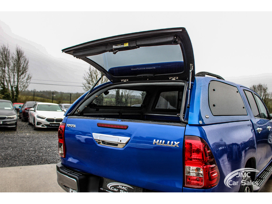 2019 Toyota Hilux - image 31