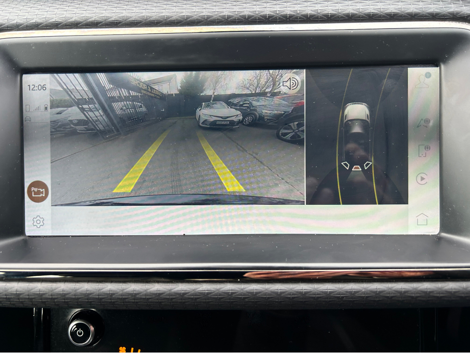 2022 Land Rover Range Rover Evoque - image 8