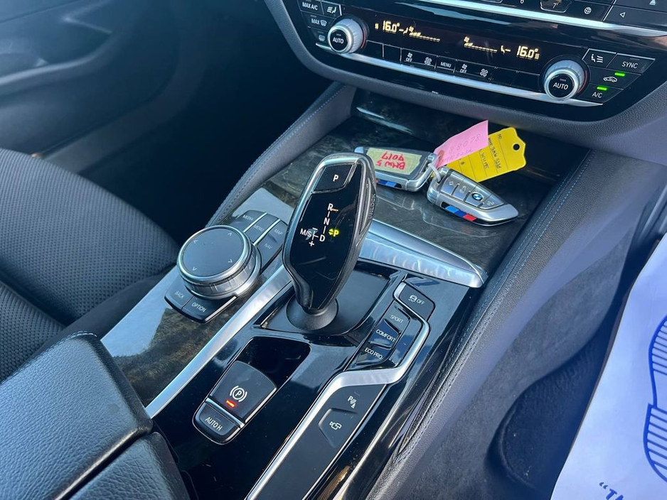 2017 BMW 5 Series 523d M-SPORT COMPETITION 2.0 AUTO // SERVICE HISTORY // FOUR-WHEEL-STEERING // 360 PARKING AID €24,950