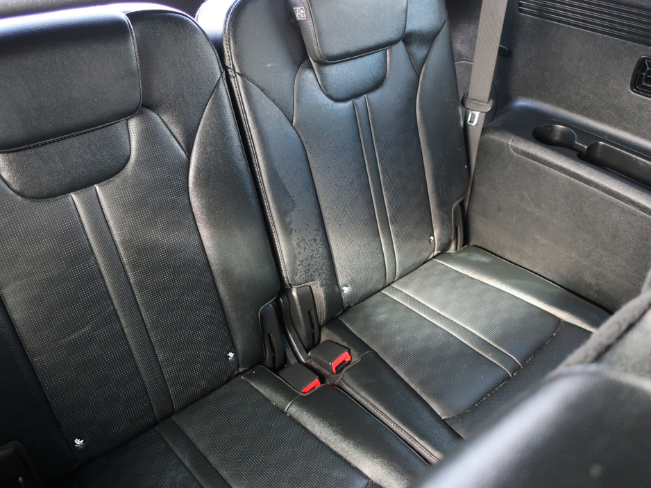 2024 Kia Sorento - image 9