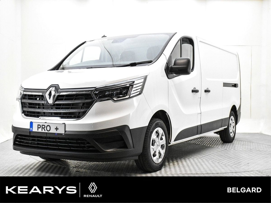 2024 Renault Trafic - image 9