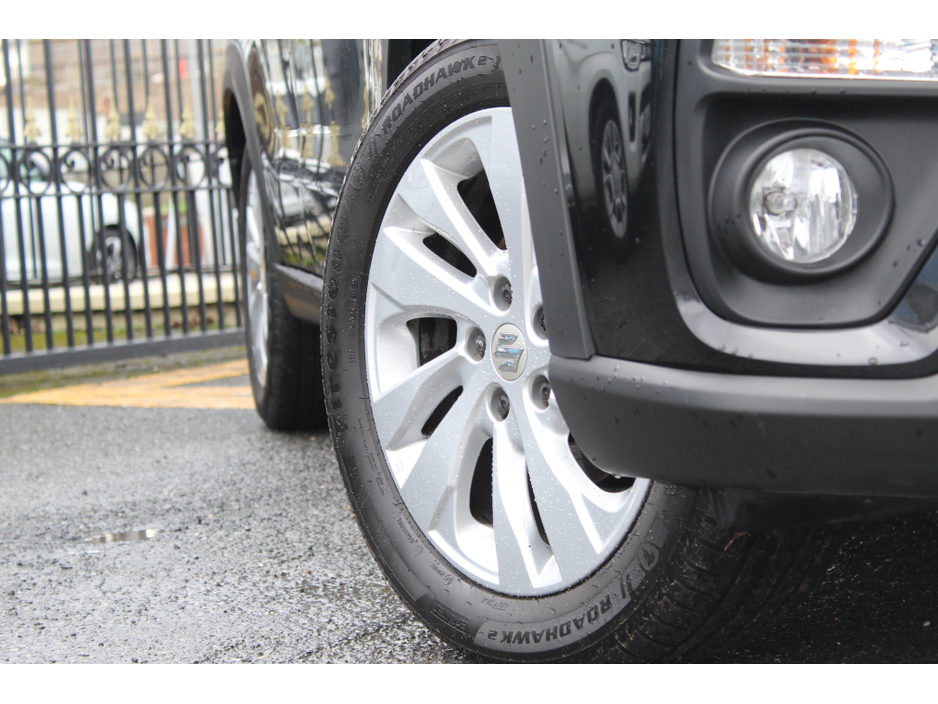 2023 Suzuki SX4 S-Cross - image 7