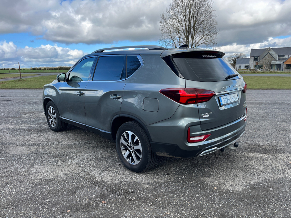 2023 Ssangyong Rexton - image 6
