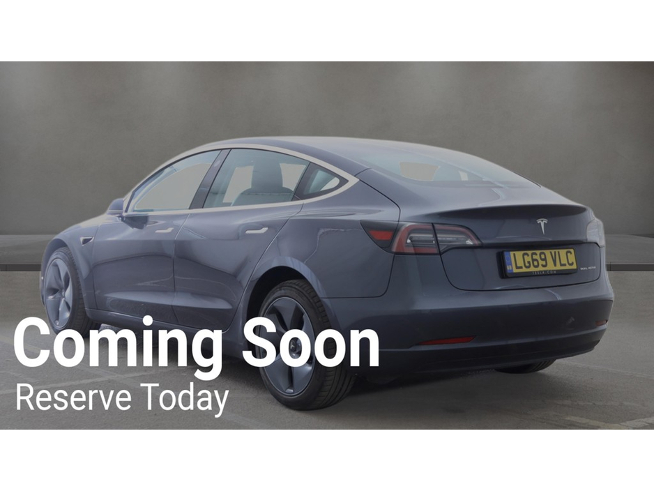 2019 Tesla Model 3 - image 13