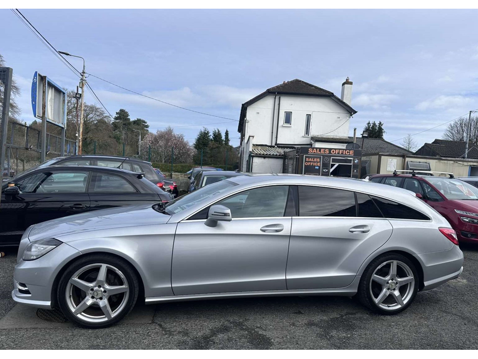 2013 Mercedes-Benz CLS Class - image 3