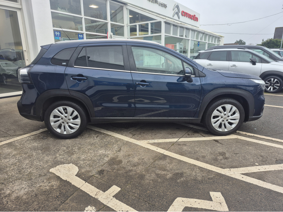 2023 Suzuki SX4 S-Cross - image 8