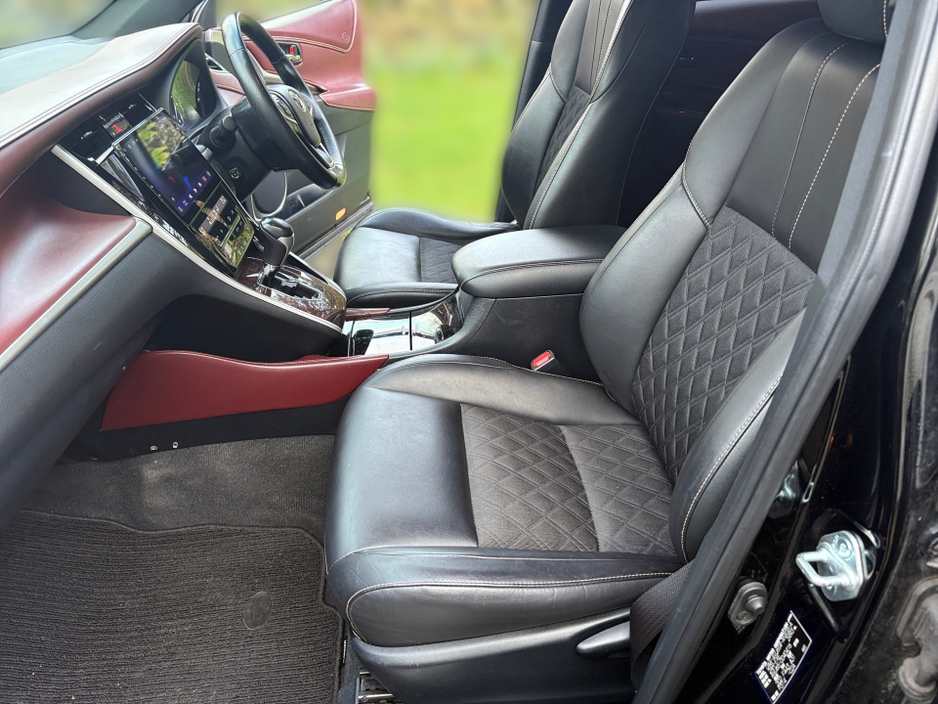 2016 Toyota Harrier SUV €18,995