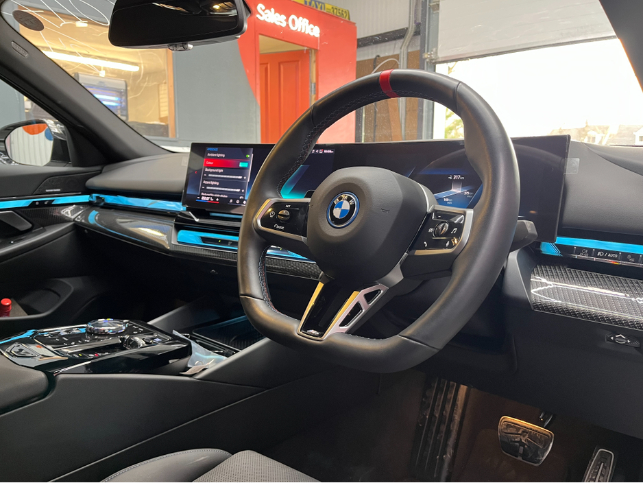 2024 BMW i5 - image 14