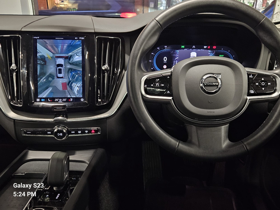 2023 Volvo XC60 T6 PHEV PLUS DARK AWD 5DR AUTO €53,950